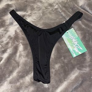 Skinz high waisted thong LARGE